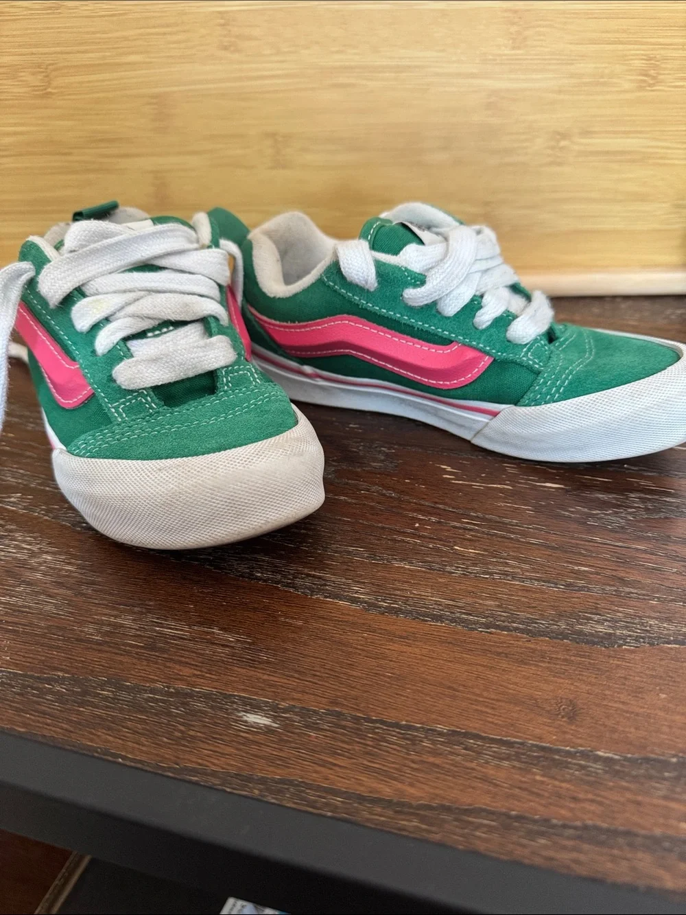 Vans Knu Skool Kids Green & Pink Suede Low-Top Sneakers